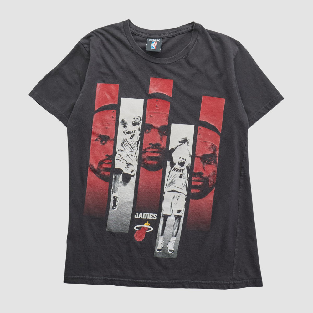 Miami Heat UNK 2010s T-shirt - Black Vintage | Vintage for sale