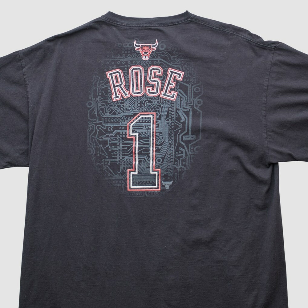 Chicago Bulls Majestic 2000s T-shirt sale - Black Vintage | Vintage cheap