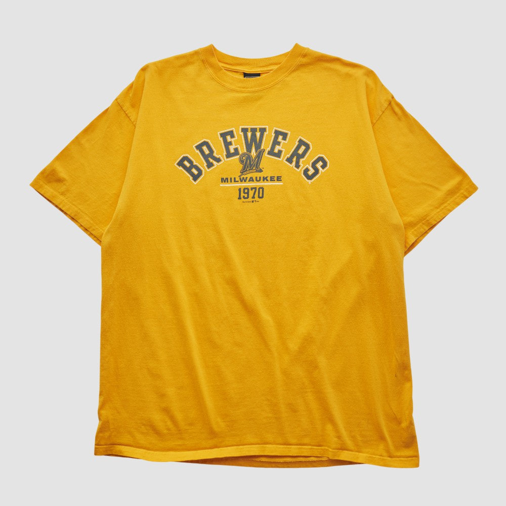 Milwaukee Brewers Gear For Sports 2000s T-shirt - Yellow Vintage