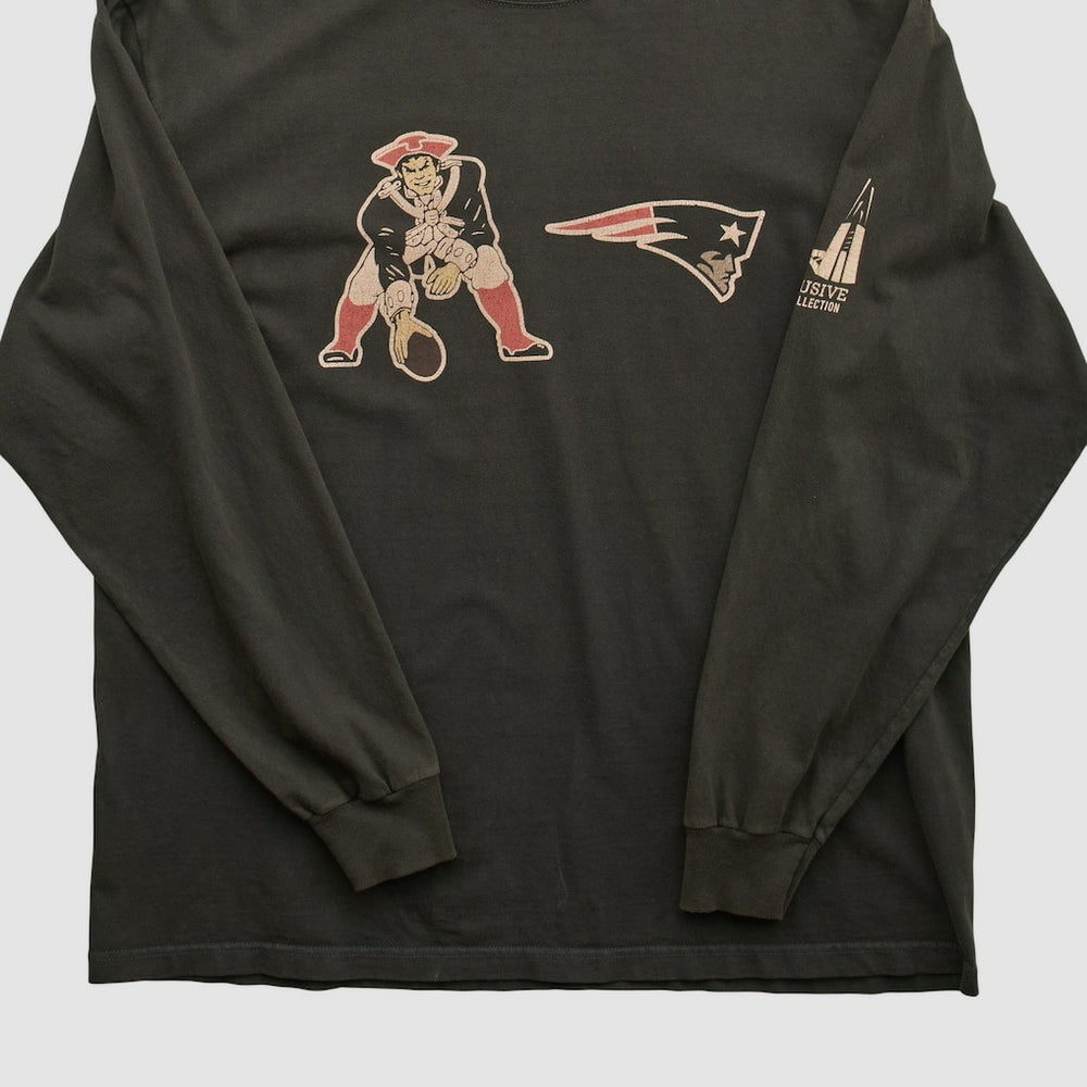 New England Patriots Reebok 2000s Long Sleeve T-shirt - Charcoal Vintage outlet