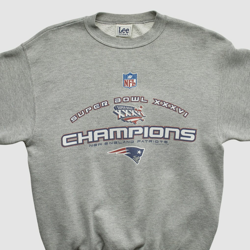 New England Patriots Lee Sport 2002 Pullover Sweatshirt - Heather Gray Vintage outlet