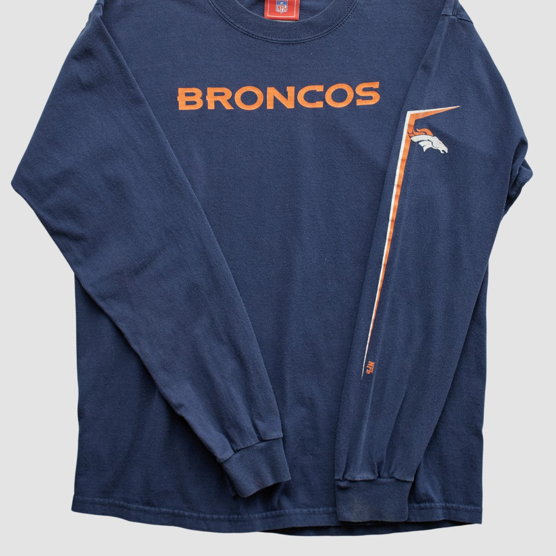 Denver Broncos NFL 2000s Long Sleeve T-shirt - Navy Vintage outlet