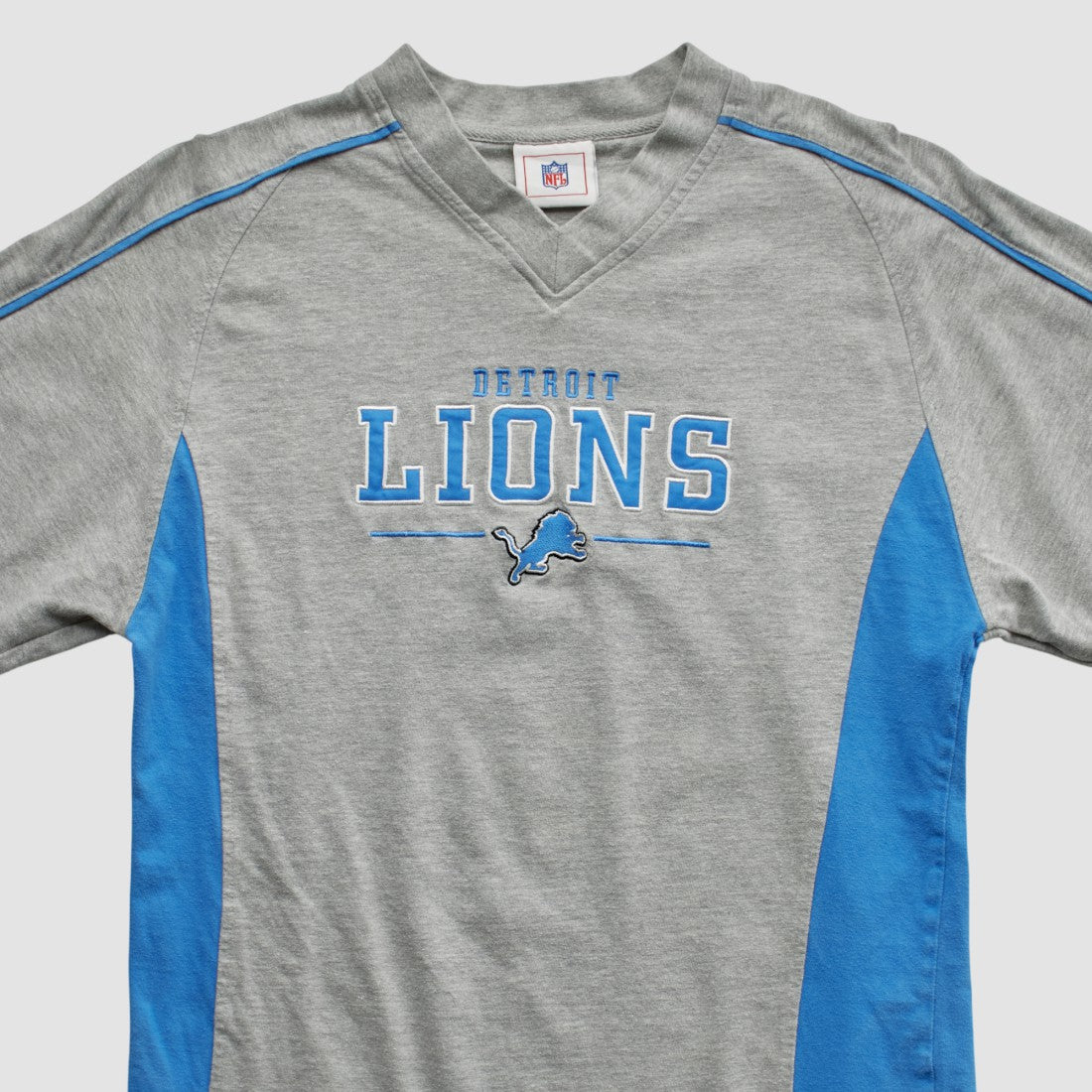 Detroit Lions NFL 2000s Long Sleeve T-shirt - Heather Gray Vintage online