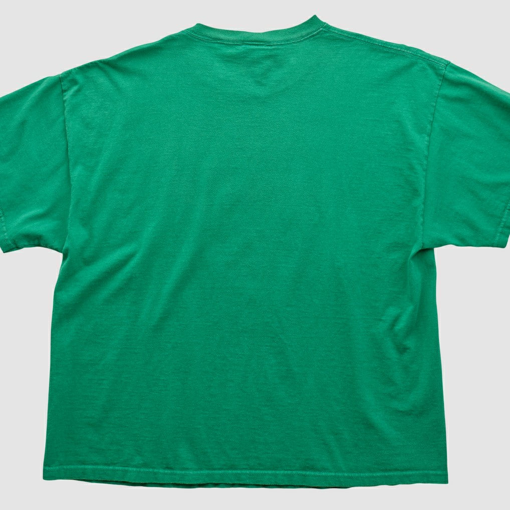 Boston Celtics UNK 2000s T-shirt - Green Vintage | Vintage sale