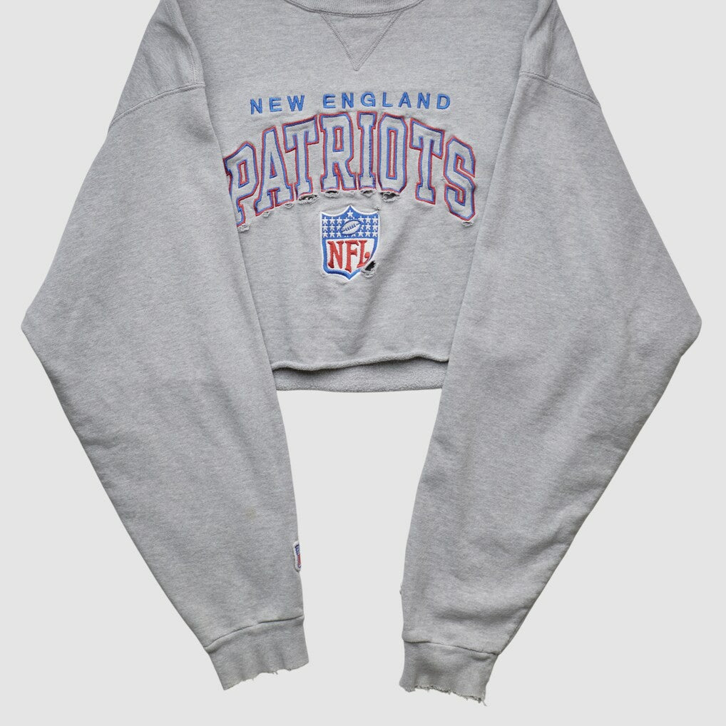 New England Patriots Champion 90s Pullover Sweatshirt - Heather Gray Vintage on sale