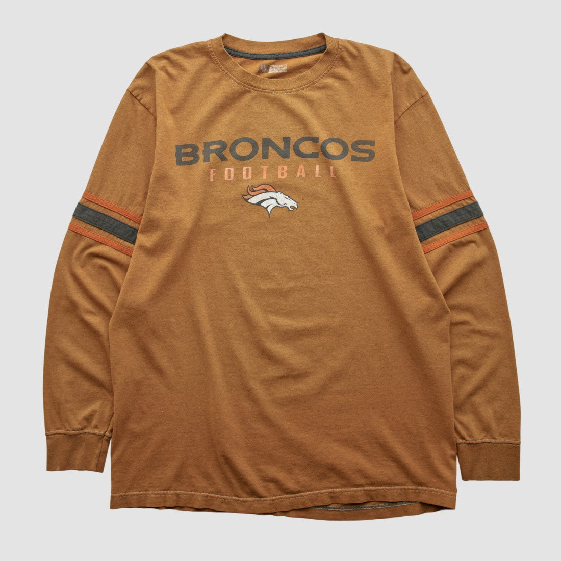 Denver Broncos 2000s Long Sleeve T-shirt - Clay Vintage cheap
