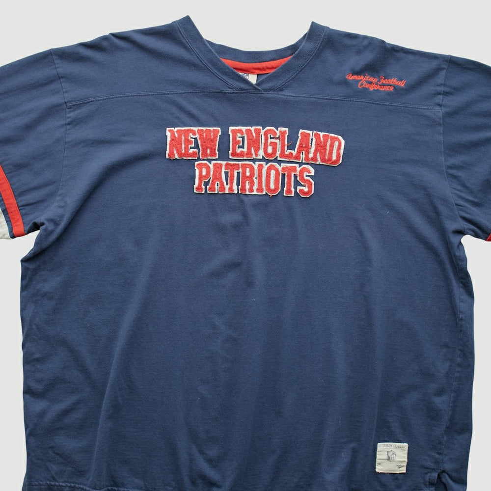 New England Patriots NFL 2000s Long Sleeve T-shirt - Navy Vintage for sale