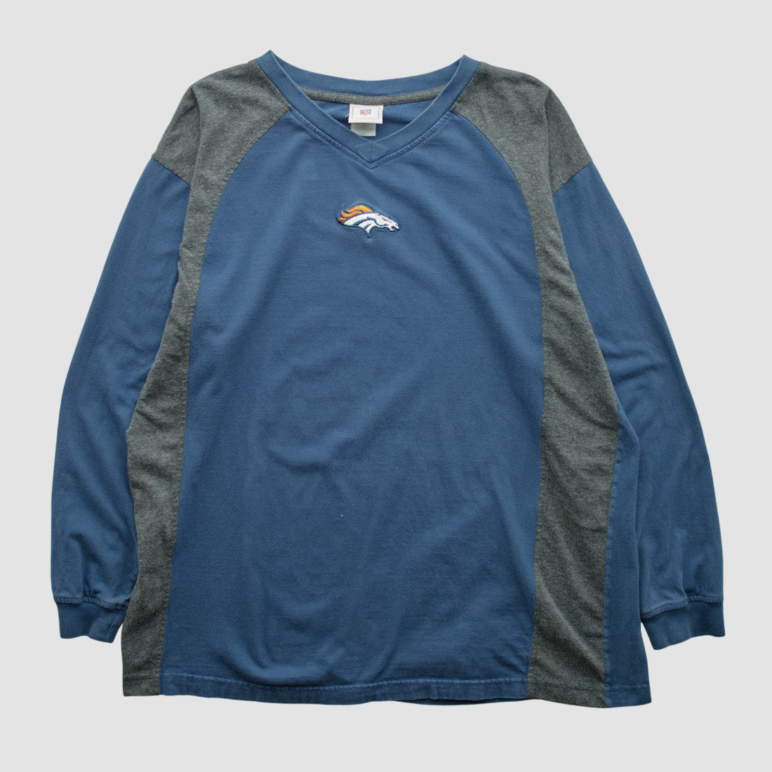 Denver Broncos NFL 2000s Long Sleeve T-shirt - Navy Vintage sale