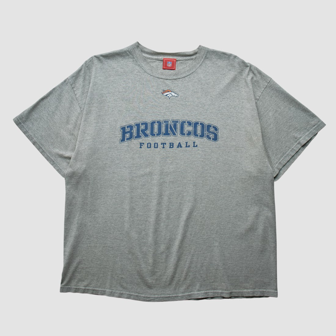 Denver Broncos NFL 2000s T-shirt - Heather Gray Vintage cheap