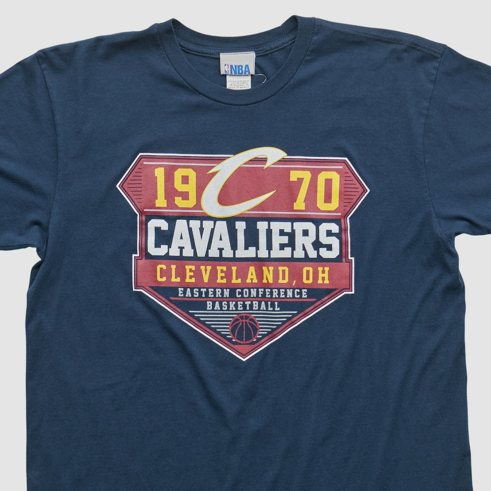 Cleveland Cavaliers NBA 2000s T-shirt sale - Navy Vintage | Vintage outlet