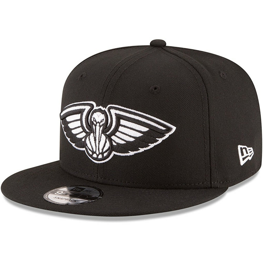 New Orleans Pelicans Black & White Logo 9FIFTY Adjustable Snapback Hat - Black | New Era for sale
