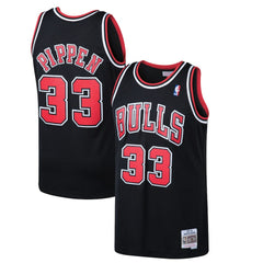Scottie Pippen Chicago Bulls 1997/98 Hardwood Classics Swingman Jersey sale - Black | Mitchell & Ness online