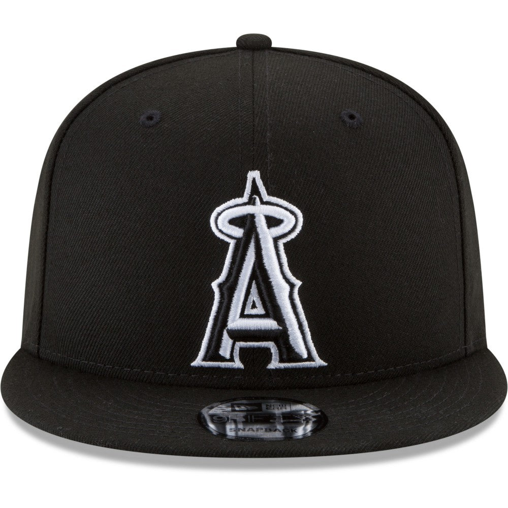 Los Angeles Angels Black & White 9FIFTY Snapback Hat - Black | New Era