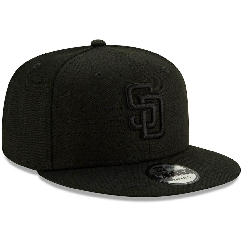San Diego Padres Black on Black 9FIFTY Snapback Adjustable Hat - Black | New Era
