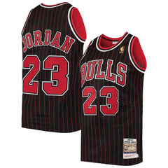 Michael Jordan Chicago Bulls 1996/97 Hardwood Classics Authentic Jersey sale - Black | Mitchell & Ness outlet