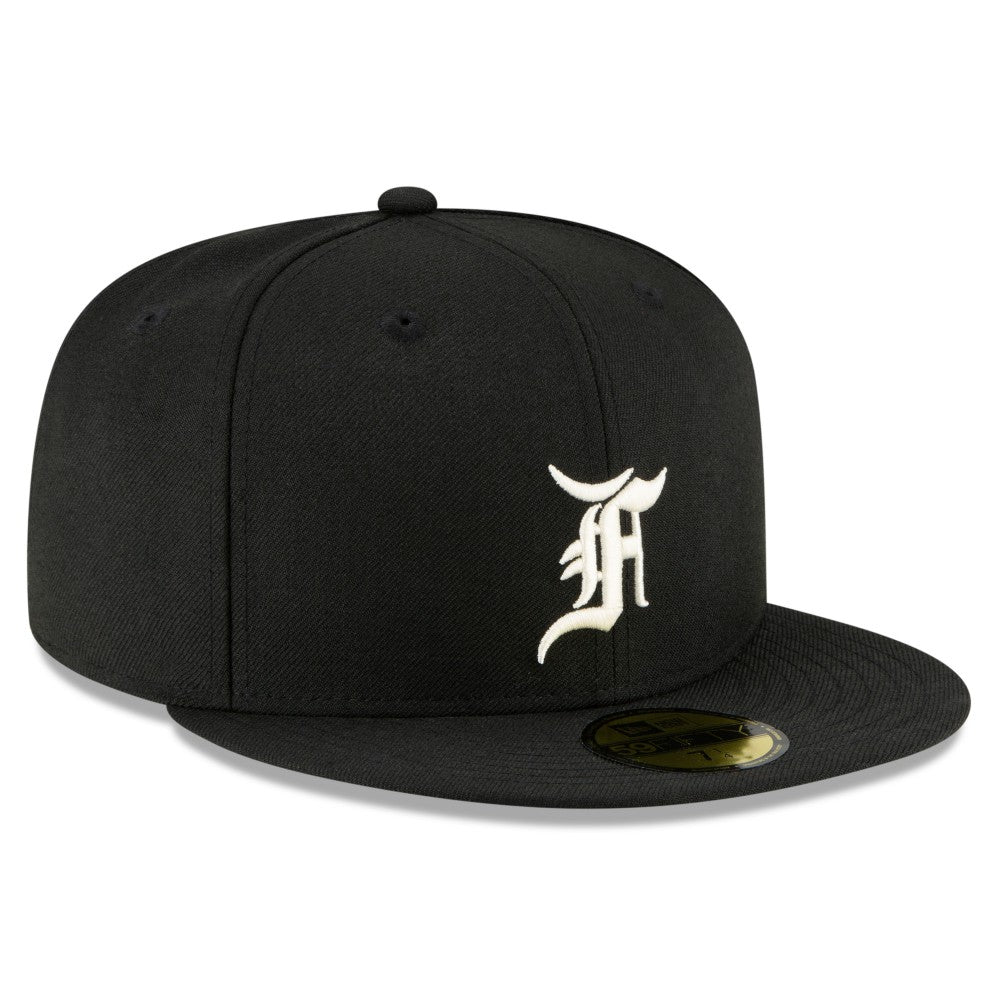 MLB Fear of God Essentials 59FIFTY Fitted Hat - Black | New Era