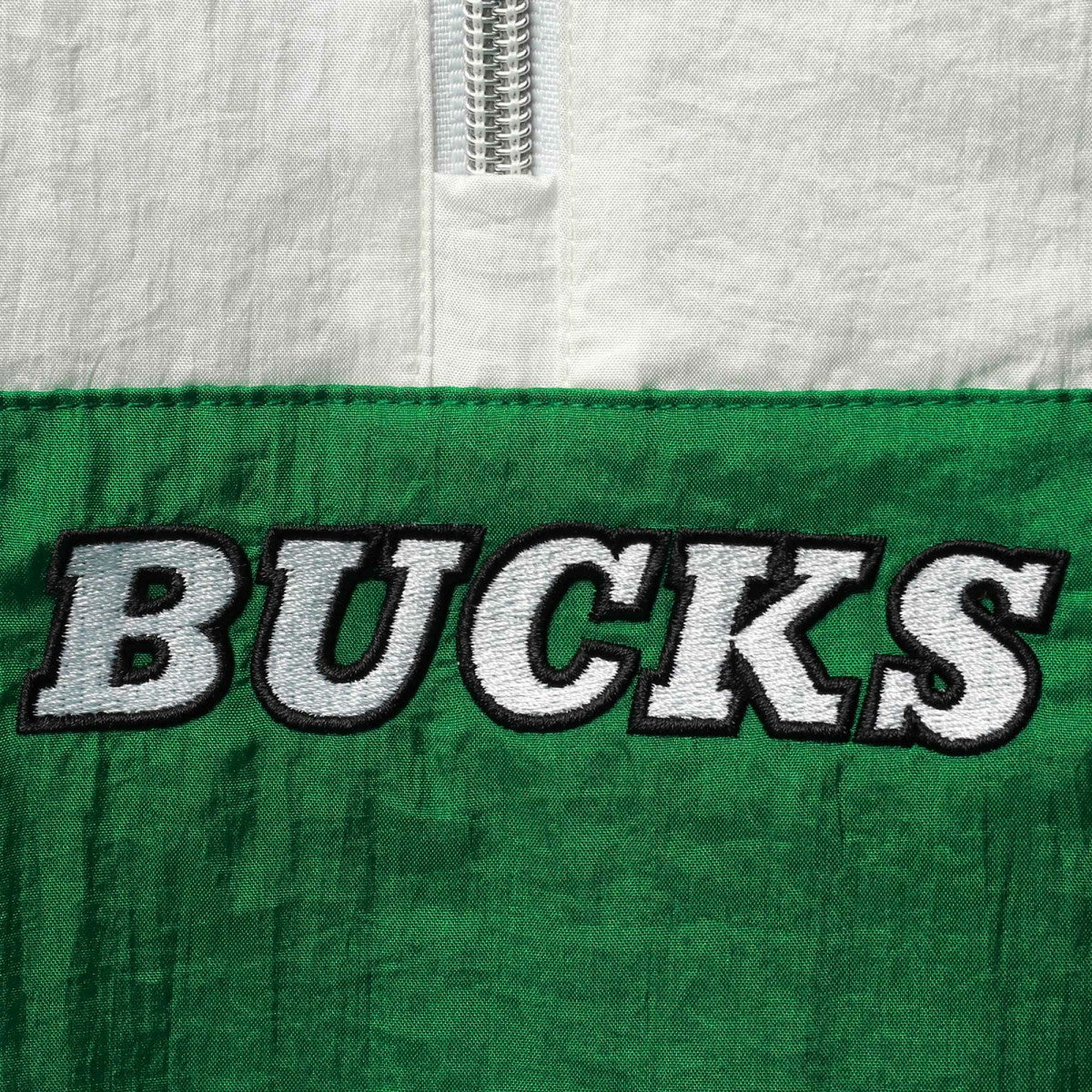 Milwaukee Bucks Women's Half-Zip Windbreaker 2.0 Hoodie - Green | Mitchell & Ness online