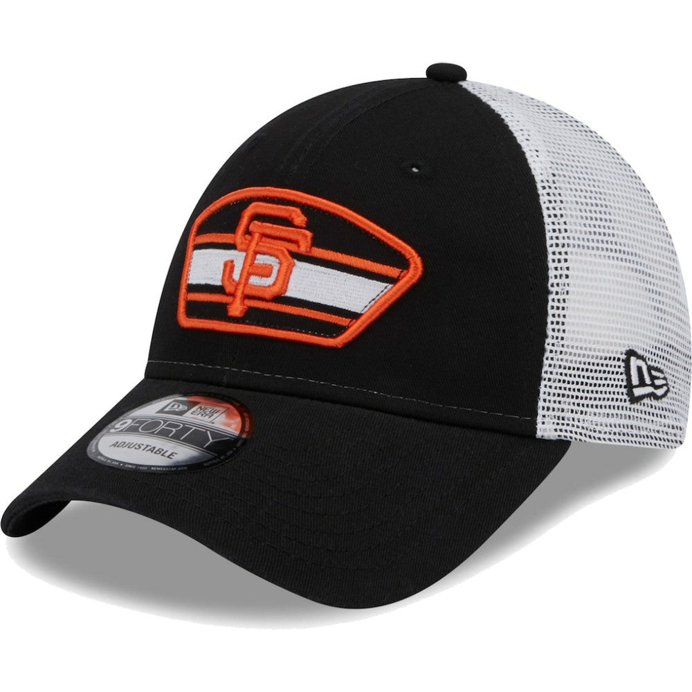 San Francisco Giants Logo Patch 9FORTY Trucker Snapback Hat - Black/White | New Era