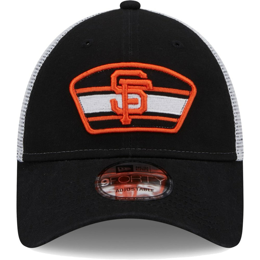 San Francisco Giants Logo Patch 9FORTY Trucker Snapback Hat - Black/White | New Era