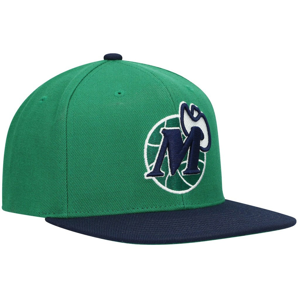 Dallas Mavericks Hardwood Classics Team Two-Tone 2.0 Snapback Hat sale - Green/Navy | Mitchell & Ness outlet