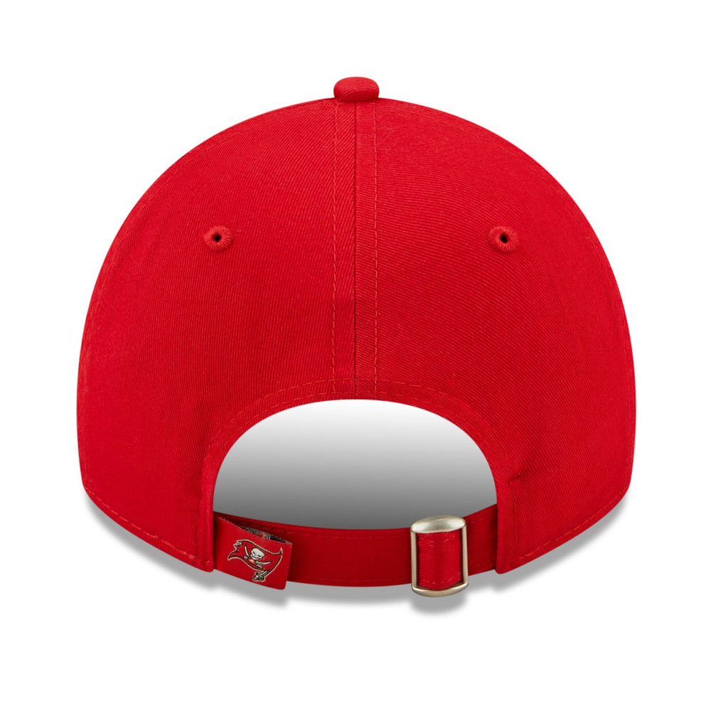 Tampa Bay Buccaneers New Era Women's Formed 9TWENTY Adjustable Hat - Red on sale