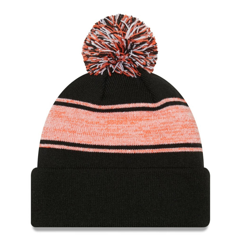 San Francisco Giants Chilled Cuffed Knit Hat with Pom - Black | New Era