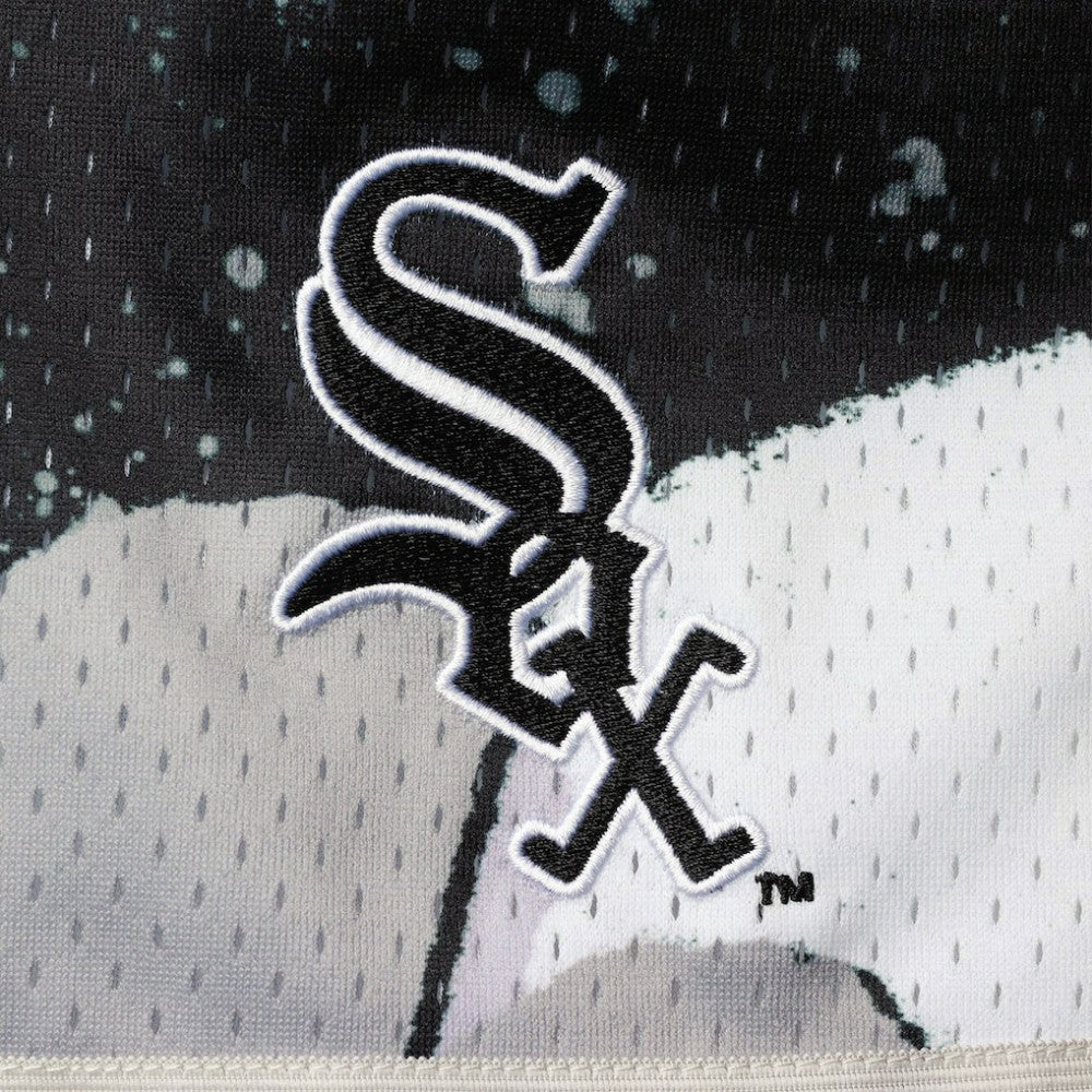 Chicago White Sox Hyper Hoops Shorts - Black | Mitchell & Ness
