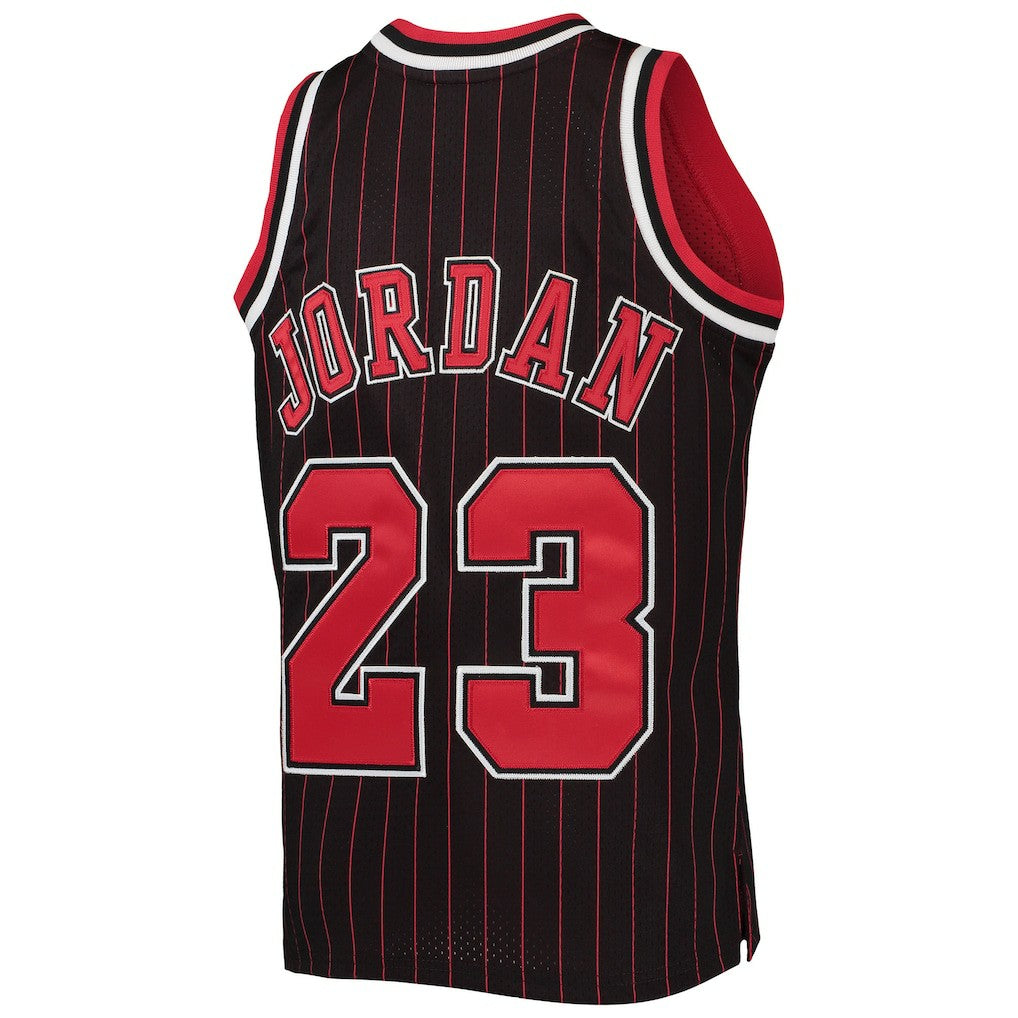 Michael Jordan Chicago Bulls Youth 1996-97 Hardwood Classics Authentic Jersey sale - Black/Red | Mitchell & Ness on sale