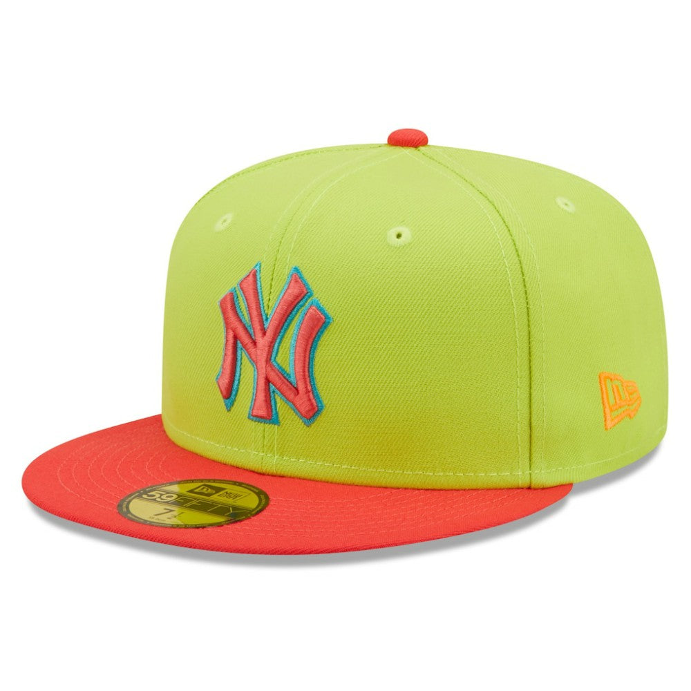 New York Yankees Cyber Highlighter 59FIFTY Fitted Hat - Green/Red | New Era