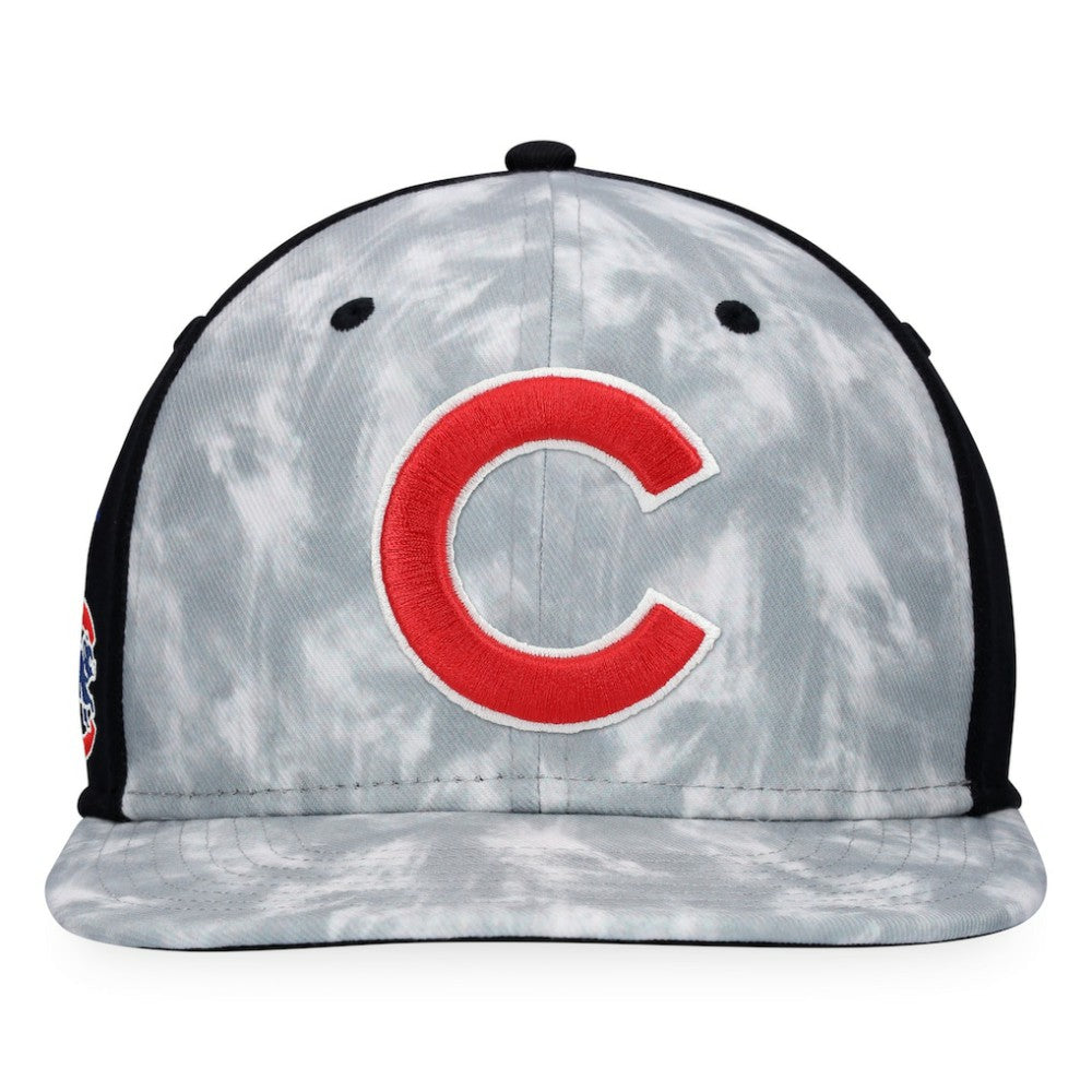 Chicago Cubs Majestic Smoke Dye Snapback Hat - Gray