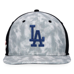 Los Angeles Dodgers Majestic Smoke Dye Snapback Hat - Gray