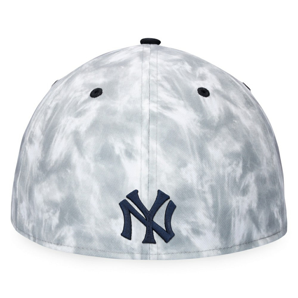 New York Yankees Smoke Dye Fitted Hat - Black/White