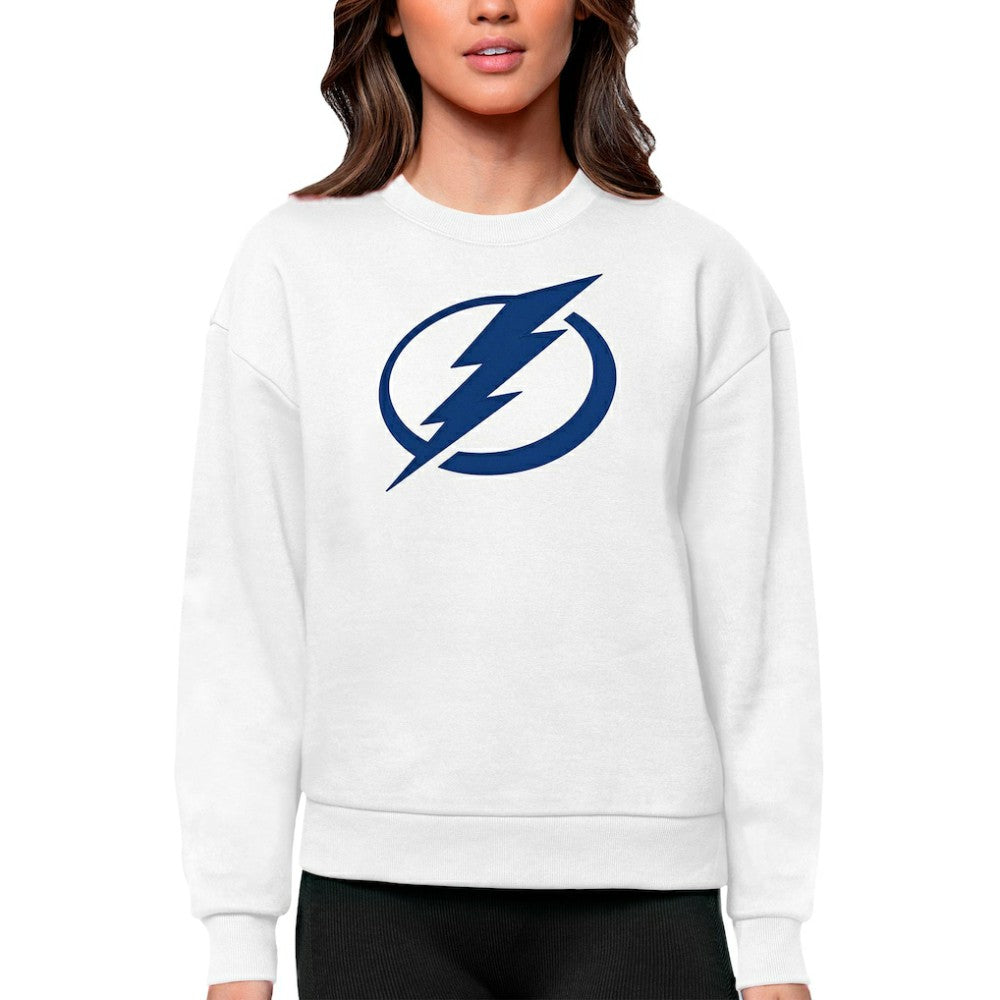 Tampa Bay Lightning Antigua Women's Team Logo Victory Crewneck Pullover Sweatshirt White