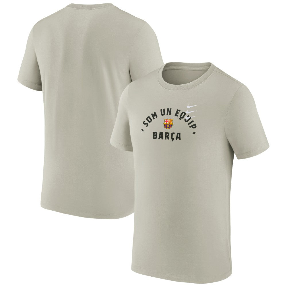 Barcelona Verbiage T-Shirt - Tan | Nike shop