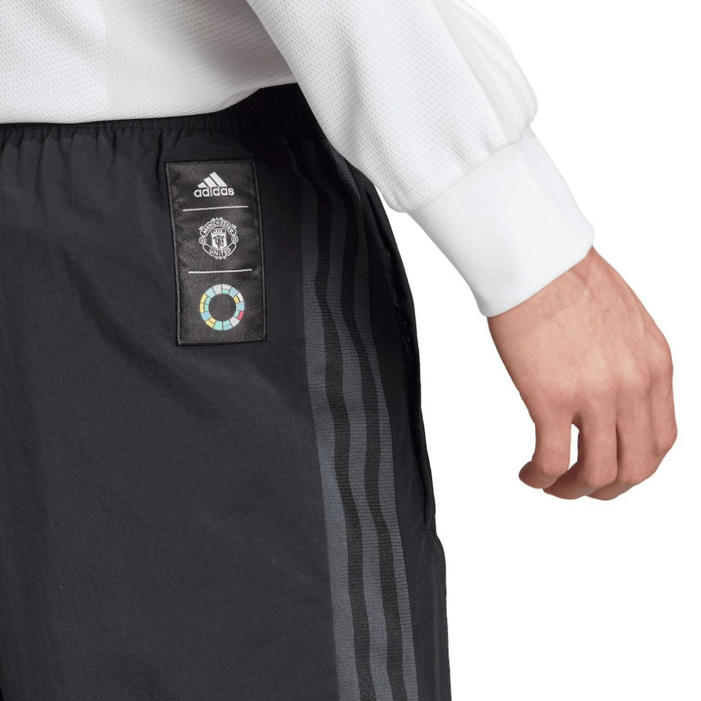 Peter Saville x Manchester United Shorts – Black | Adidas outlet