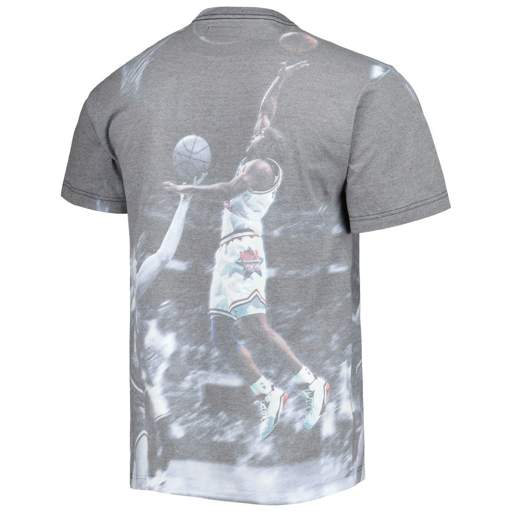 Golden State Warriors Above the Rim Graphic T-Shirt | Mitchell & Ness shop